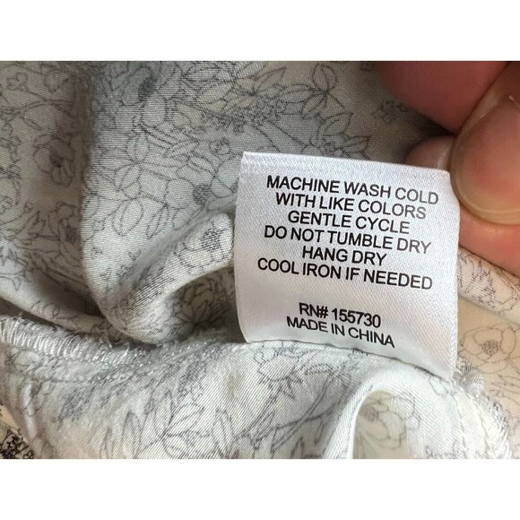 Jane and Delancy Rayon Tunic Top  Women's L  Black Floral  3/4-Sleeve Pull-over - Picture 9 of 9